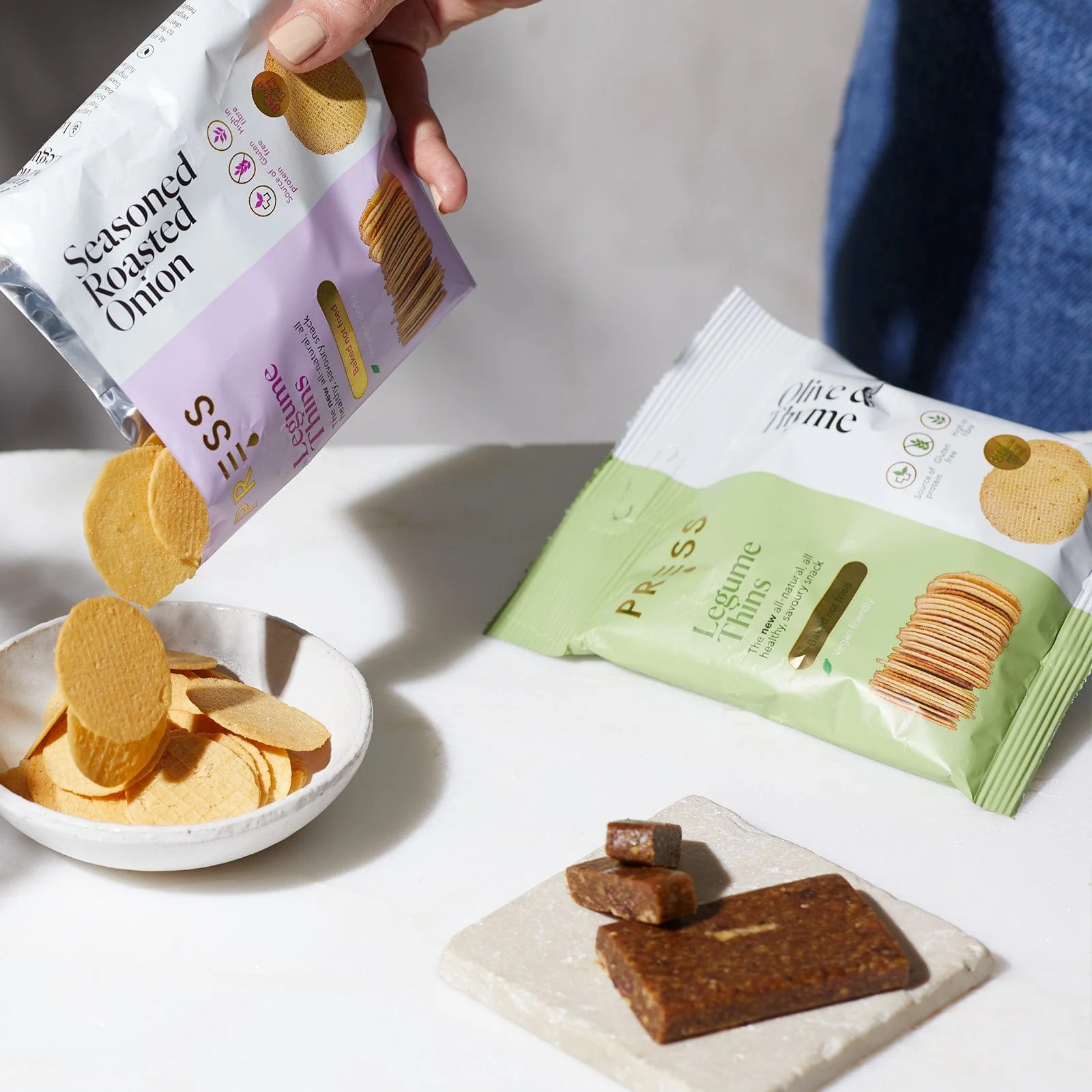 Olive & Thyme Legume Thins - Image 3